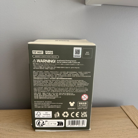 POPMART Dimoo World Open Box SECRET Mickey TV Show - Picture 5 of 9